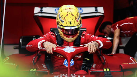 Vtip týždňa: Na Hamiltona treba postaviť auto na rok 2026, pretože je lepší pretekár?