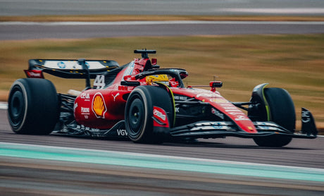 Hamilton: „Podpísal som s Ferrari na základe inštinktu”