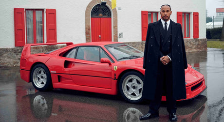 Slávny obraz: Hamilton chcel čierne Ferrari, Ferrari povedalo nie