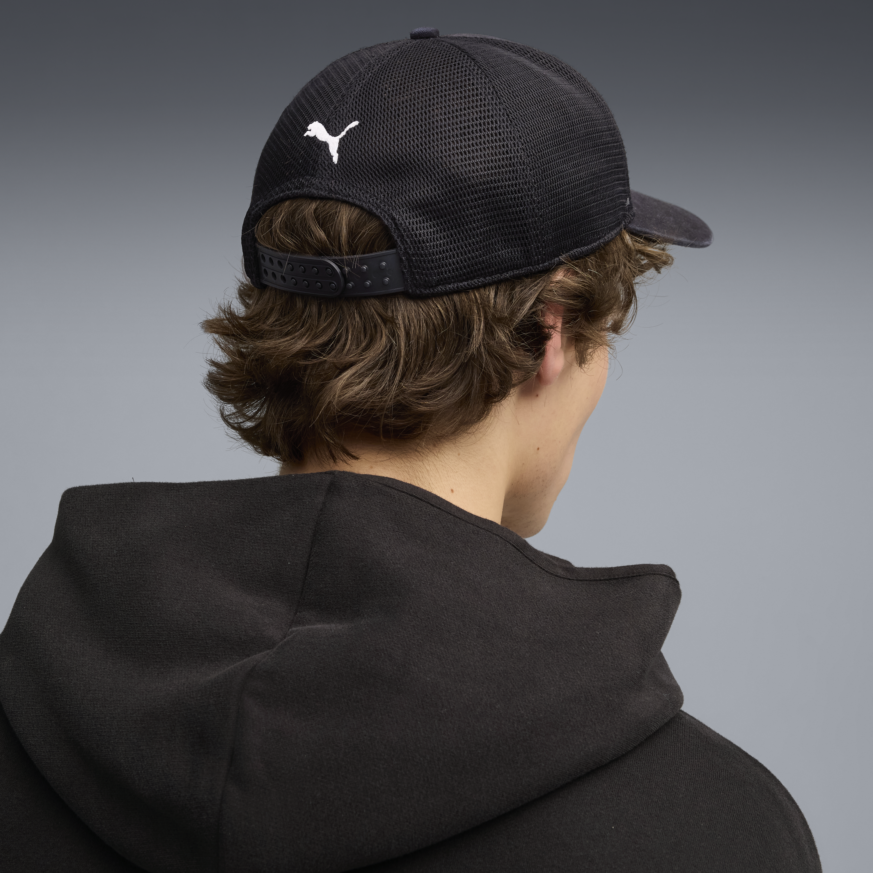 Ferrari šiltovka trucker, Puma, čierna 🔥