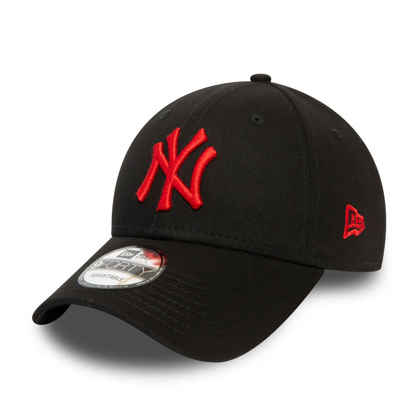 Čiapka New York Yankees, čierna, s červeným logom, New Era, 9FORTY