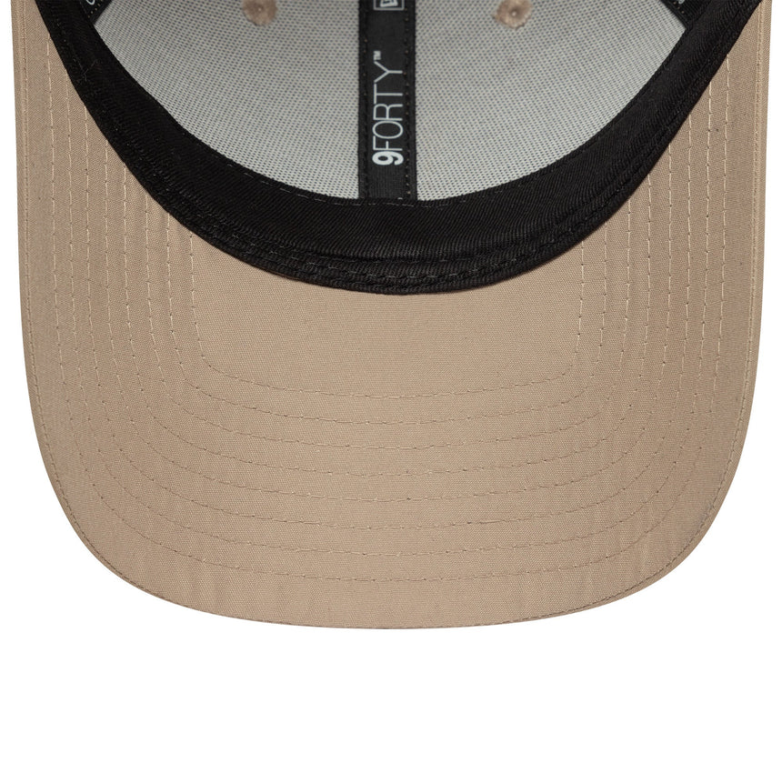 šiltovka New Era 9FORTY, New York Yankees, základná, pastelová, hnedá