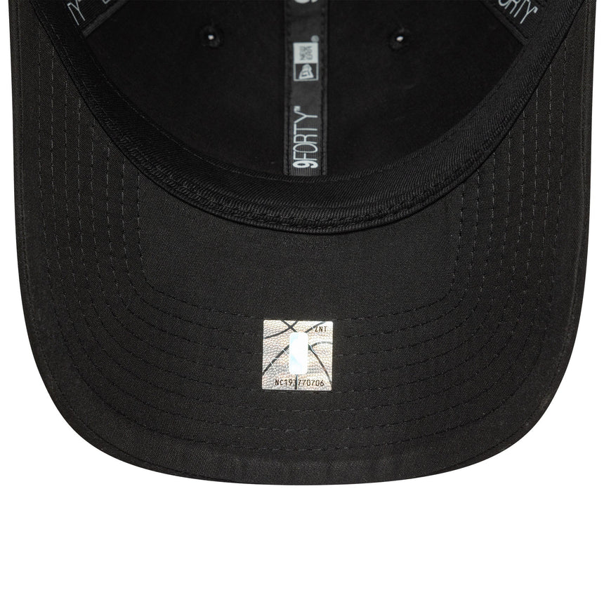 Čiapka Chicago Bulls, odznáčik NBA, New Era 9FORTY, čierna