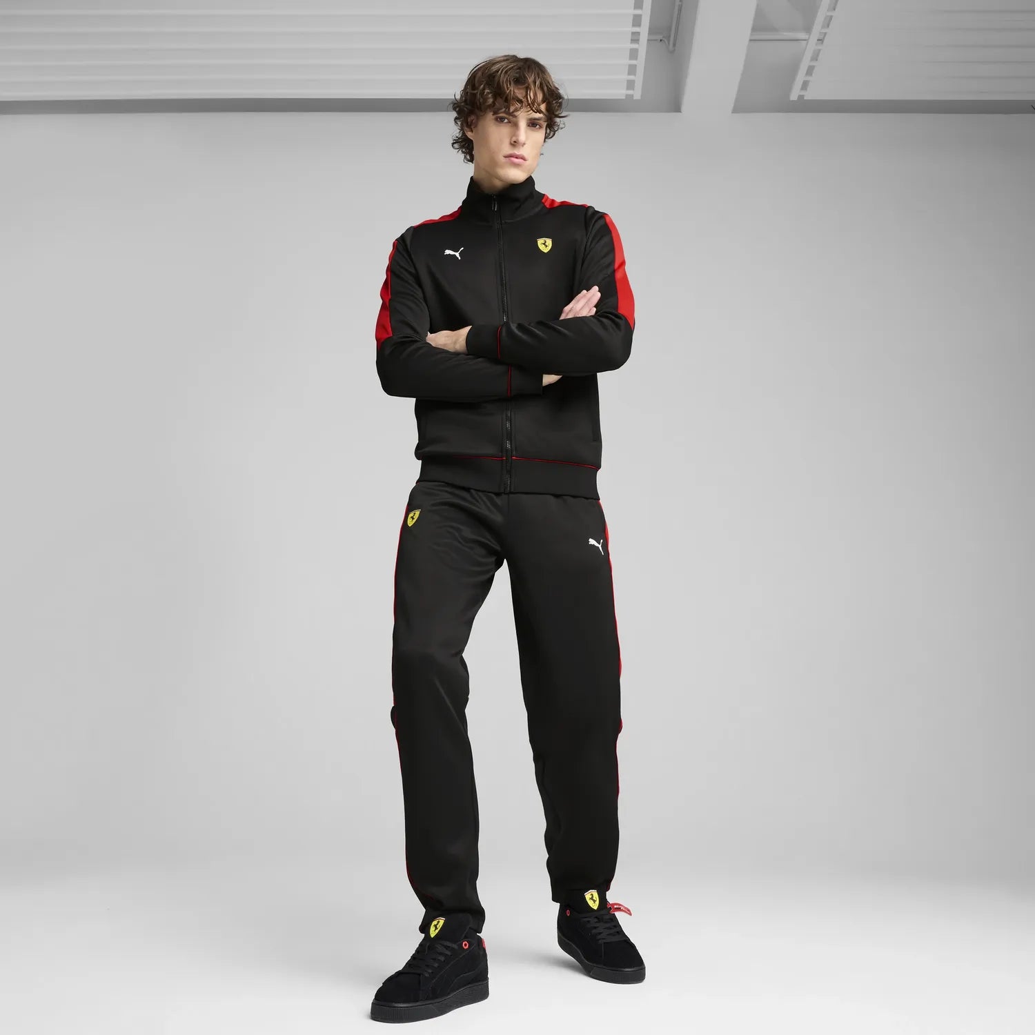 Ferrari Race MT7 Kapuzenpullover mit Reißverschluss 🔥