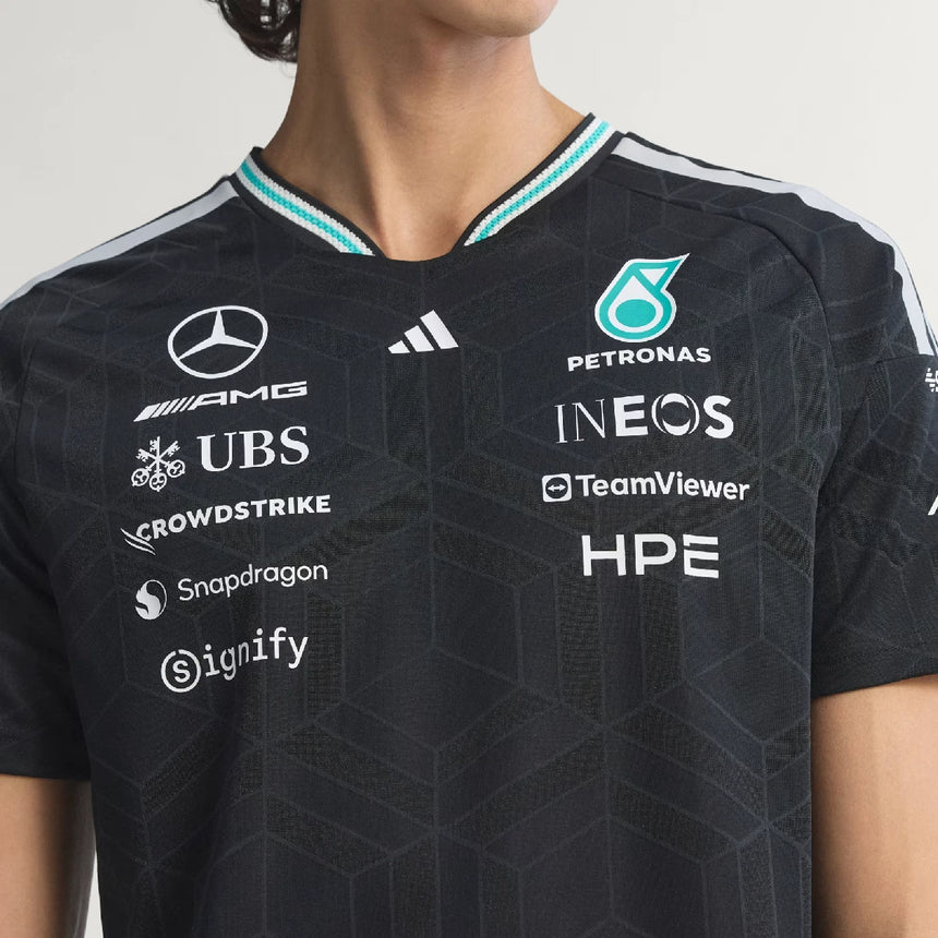 Mercedes Mez, tím, adidas, čierna