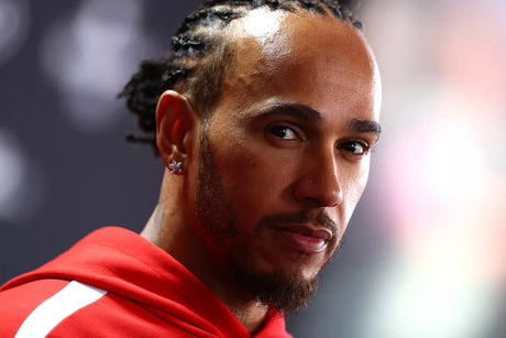 Carlo Santi pomáha Hamiltonovi zlepšiť výkon vo Ferrari
