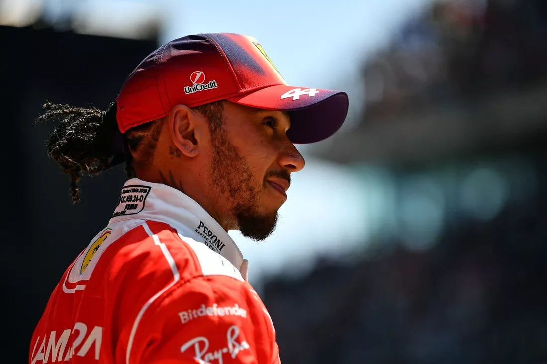 Hamilton čelí penalizácii a hľadá riešenie