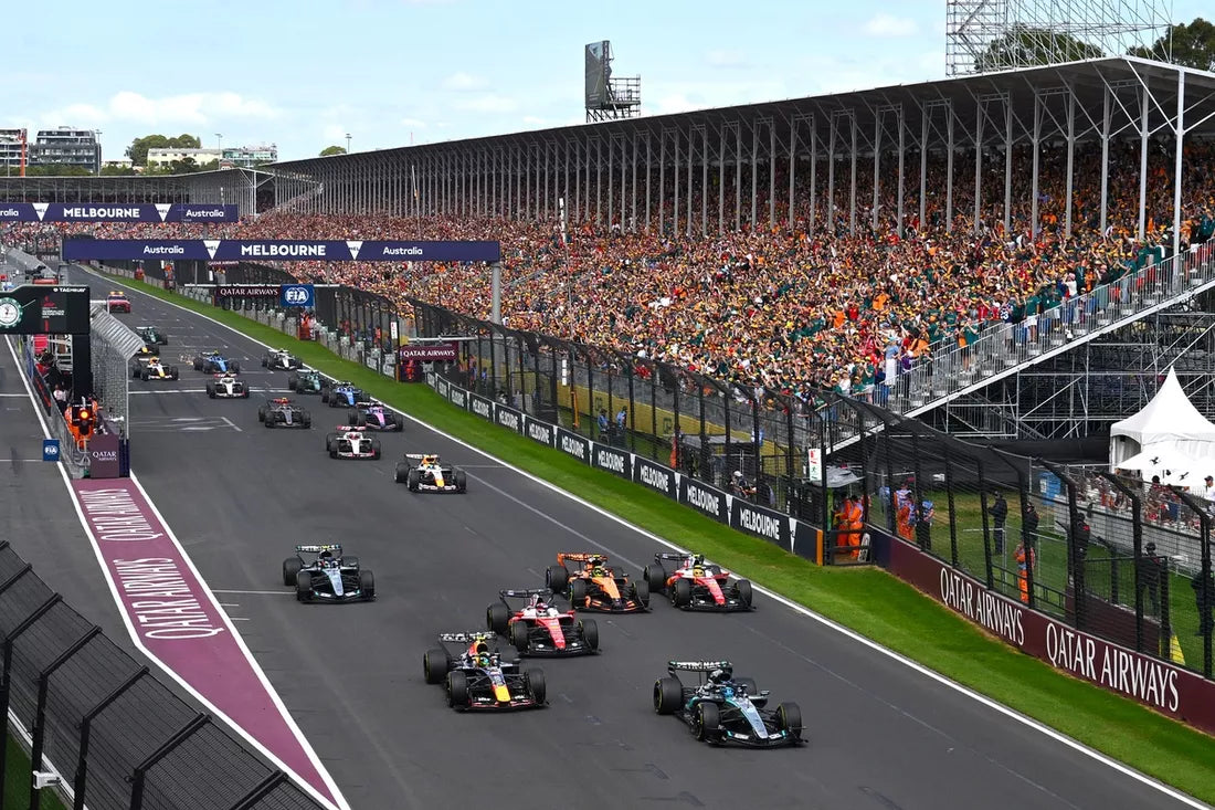 Pôvod názvov zákrut na Silverstone