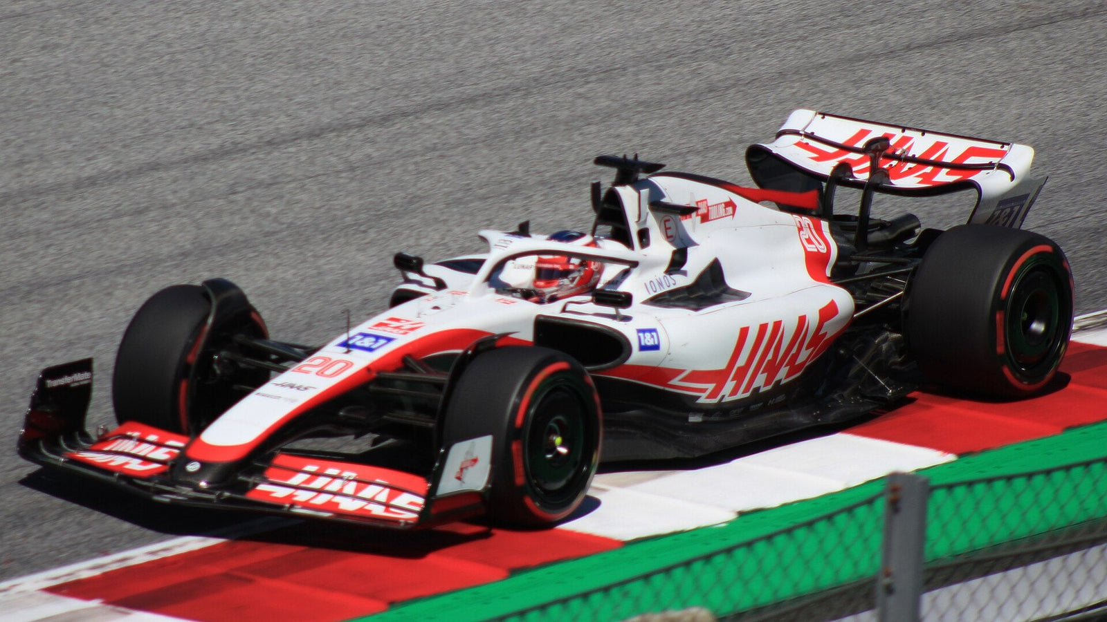 Šokujúci plán: Ako Cadillac zachráni jazdcov F1 pred zúfalstvom!