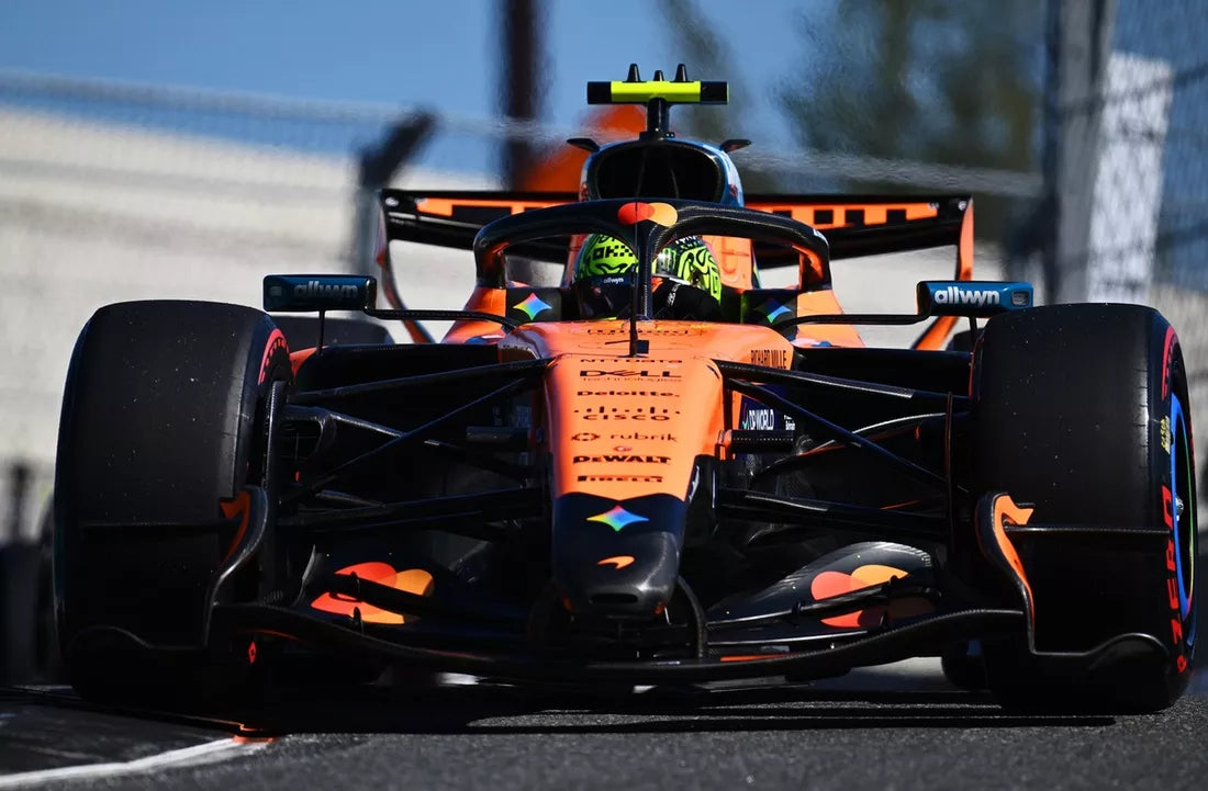 McLaren skúma stratu rýchlosti na rovinkách