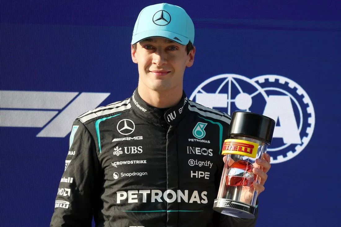Russell potvrdil pole position po havárii Verstappena