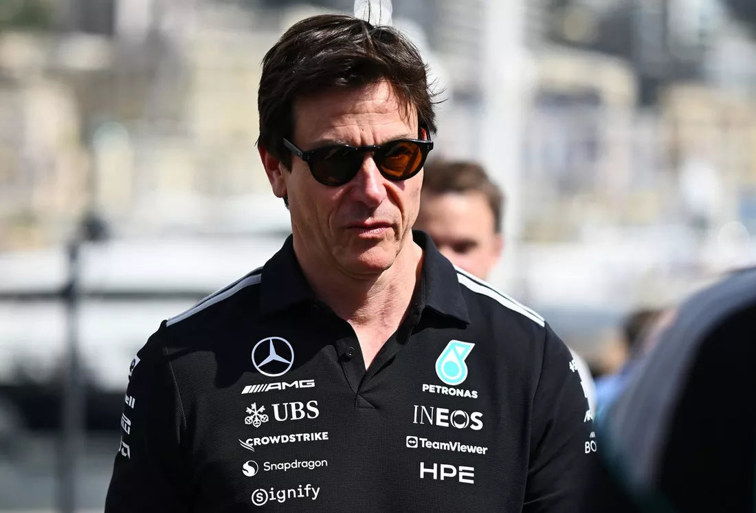 Wolff plánuje riešiť pravidlá boja v tíme Mercedes