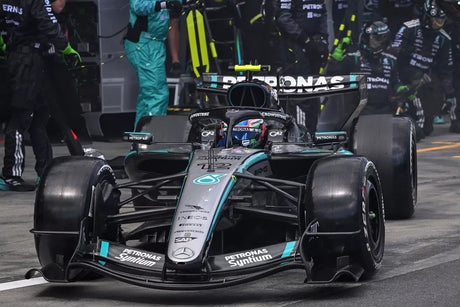 Hamilton vidí Mercedes ako tím na prekonanie