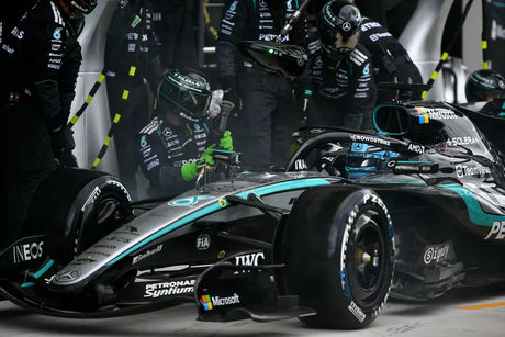 Mercedes vysvetľuje oneskorený vývoj W17
