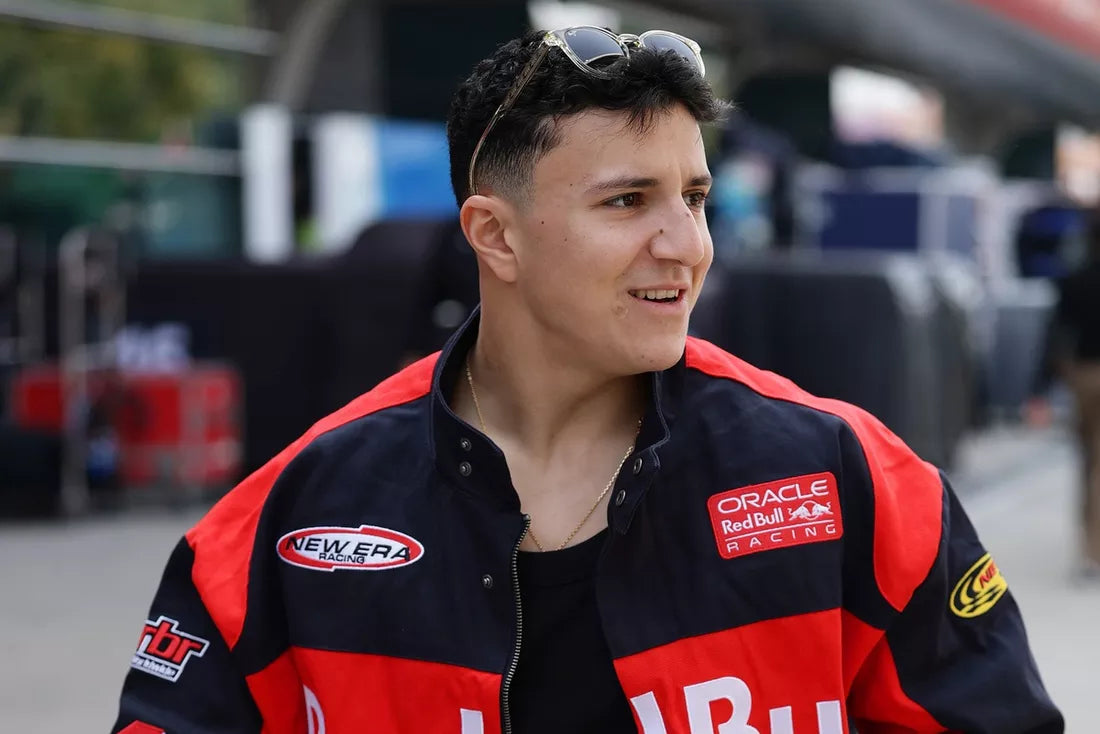 Hadjar ukázal zrelosť a disciplínu v Red Bulle