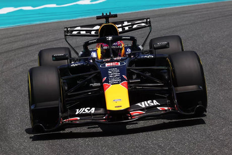 Verstappen najrýchlejší v prvej voľnej jazde