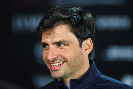 Sainz verí v projekt Williams a zostáva v tíme