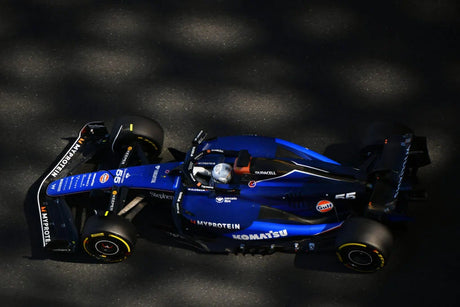 Šokujúci úspech: Sainz získal magické pódium pre Williams!