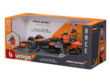 McLaren modelové auto, bburago, Lando Norris, 1:24, #4, MCL38, s pilotom