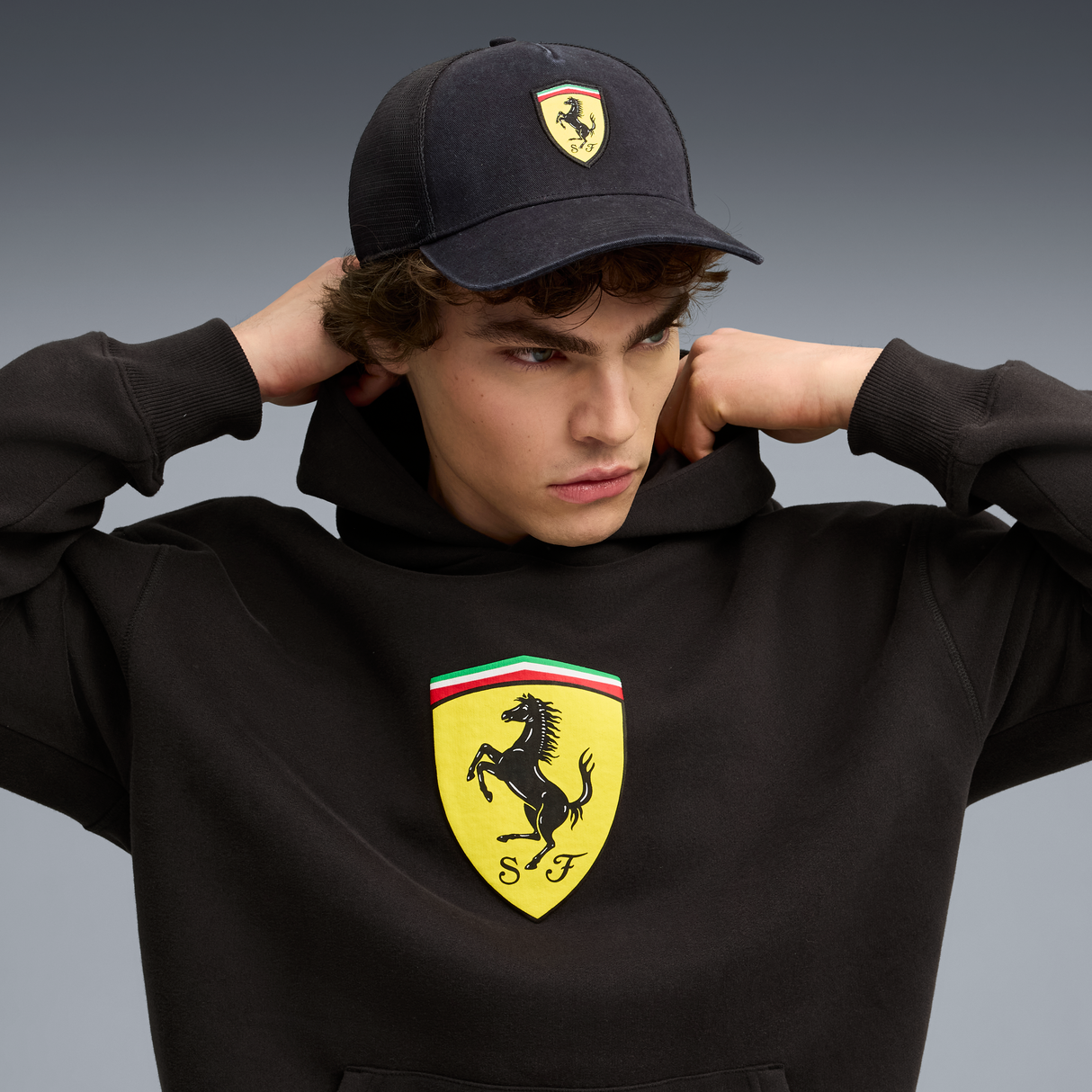 Ferrari šiltovka trucker, Puma, čierna 🔥