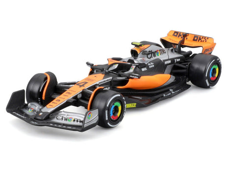 Model auta McLaren MCL60, bburago, 1:43, Lando Norris #4, 2023