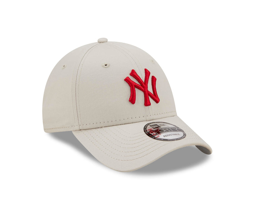 Šiltovka New York Yankees, New Era, 9FORTY, essential, krémová