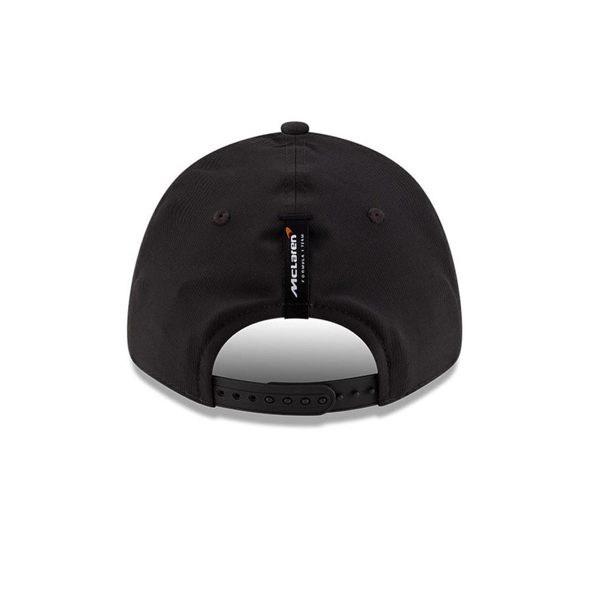McLaren udržateľná baseballová čiapka, New Era, 9FORTY, Antracit 🔥