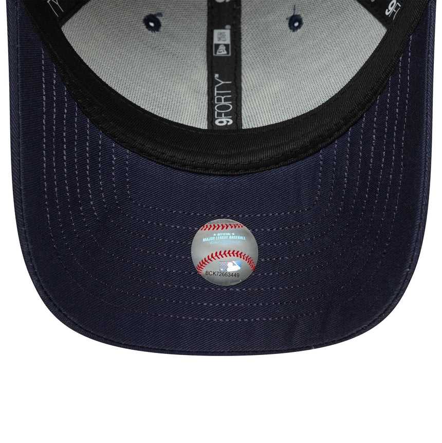 Basebalová čiapka New York Yankees, šilt s nápisom, New Era, 9FORTY, modrá