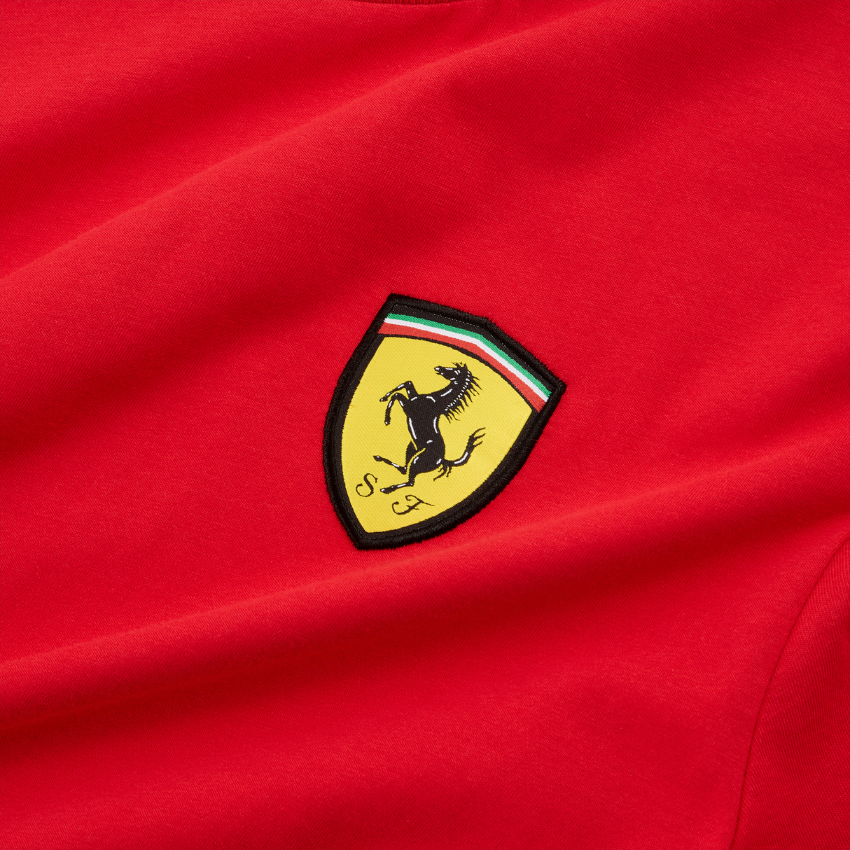 Ferrari tričko, Puma, race colored shield, červená