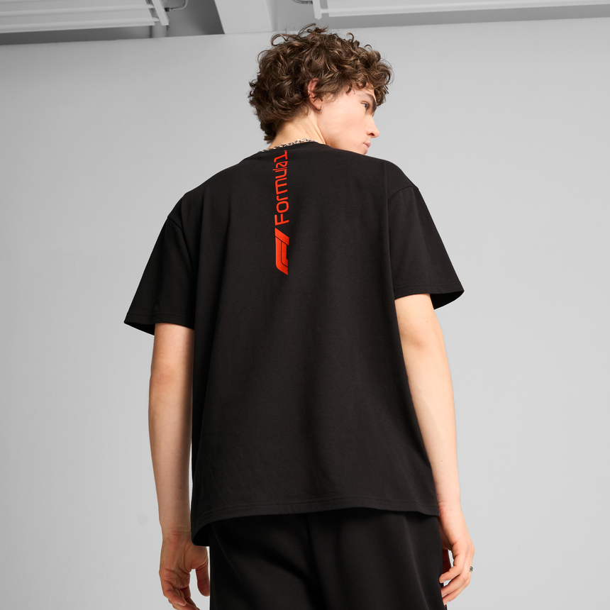 F1 grafické tričko, Puma, Essetial+, voľný strih, čierne 🔥