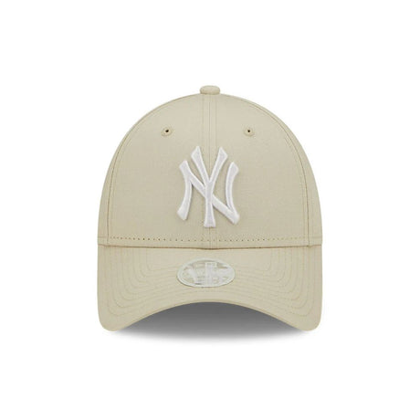 Dámska New Era NY Yankees 9FORTY nastaviteľná čiapka, biela