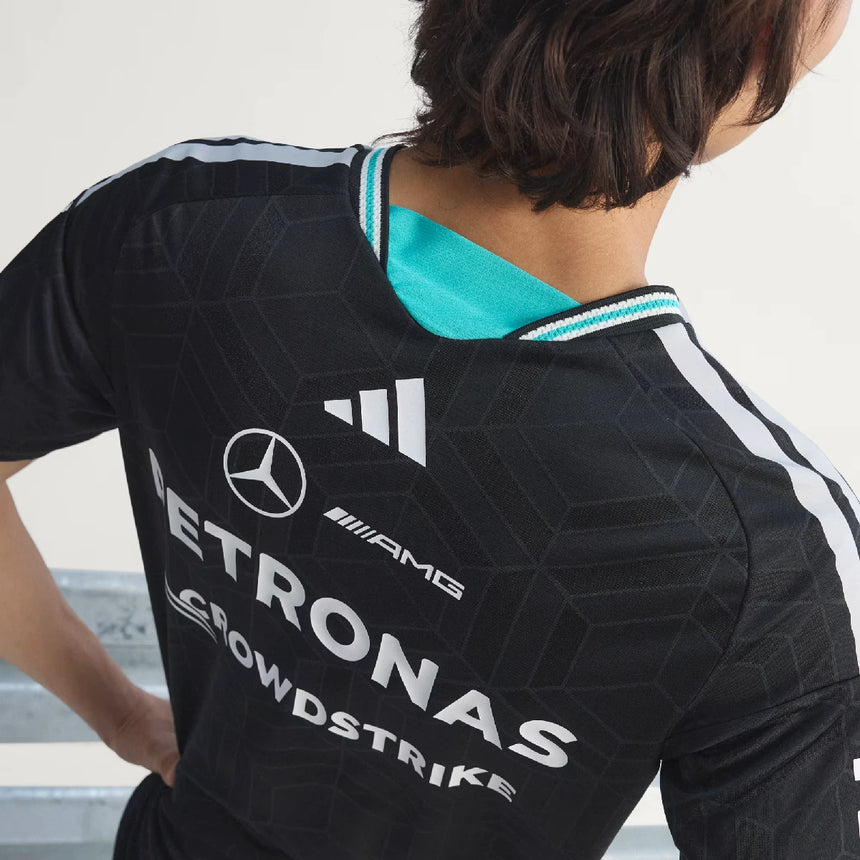 Mercedes Mez, tím, adidas, čierna