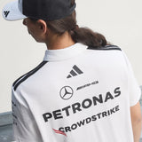 Mercedes póló, tím, inžinieri, adidas, biele, 2026