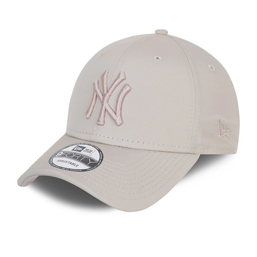 Nový Jork Yankees League Essential 9FORTY Čiapka